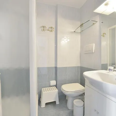 Lecco Apartment