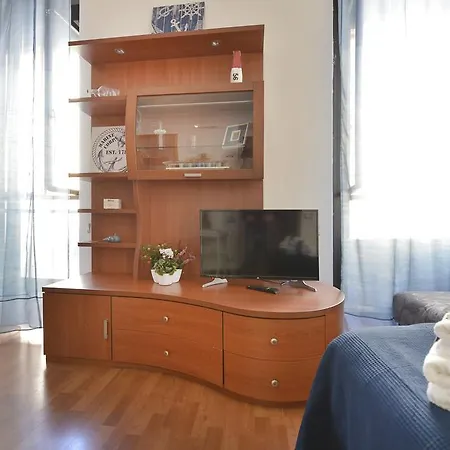 Lecco Apartment